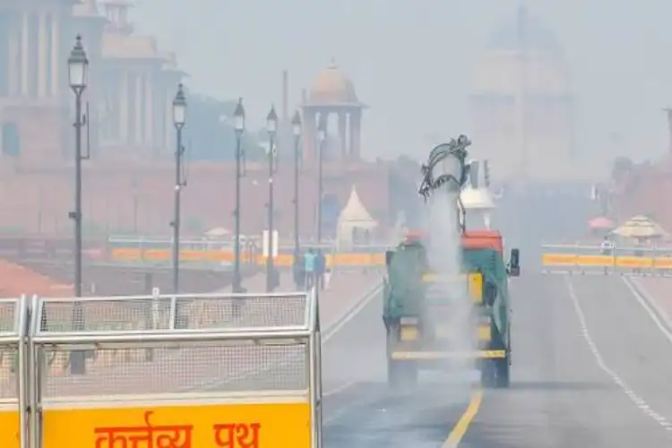 Delhi air quality improves but remains under 