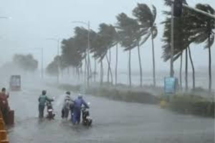 A low-pressure area over the Bay of Bengal is likely to cause heavy rainfall in Odisha.