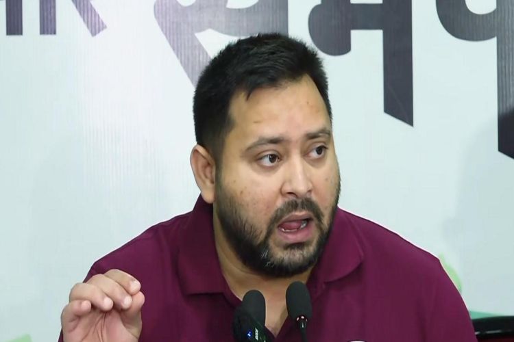 Panchayat representatives' allowance will be doubled, pension and insurance will be provided: Tejashwi's promise