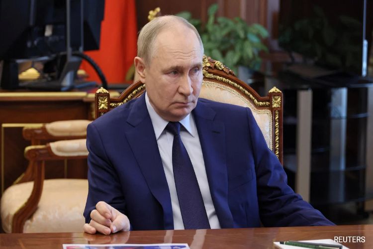 Putin announces successful test of unique nuclear-powered cruise missile