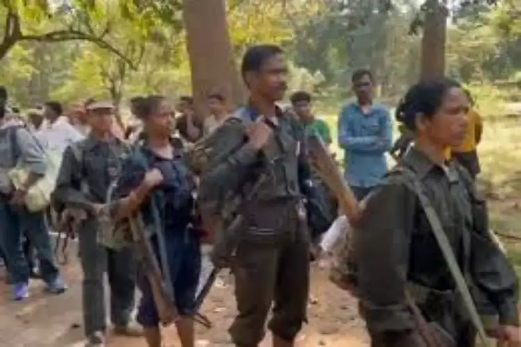 Chhattisgarh: 21 Maoist cadres, including 13 women, surrender with weapons in Bastar