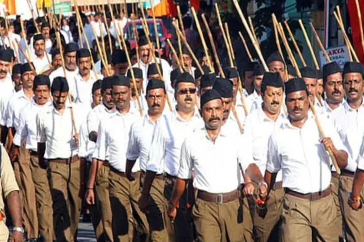 No consensus reached on RSS' 'path sanchalan' in Chittapur, Karnataka; peace meeting ends inconclusively No consensus reached on RSS' 'path sanchalan' in Chittapur, Karnataka; peace meeting ends inconclusively
