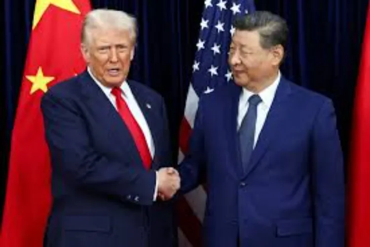 Trump and Xi Jinping hold crucial meeting in South Korea