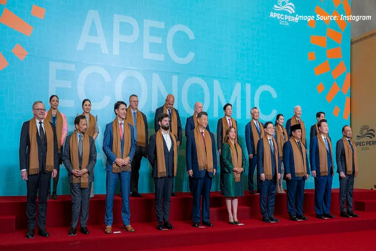 APEC leaders launch annual economic summit
