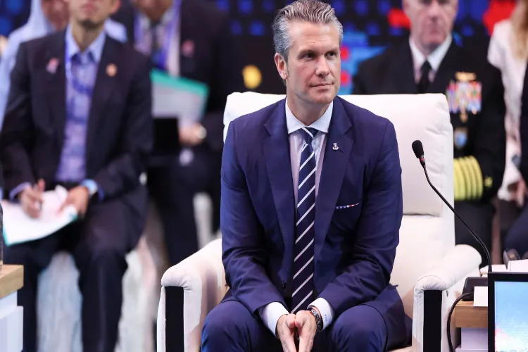 US urges ASEAN to show firmness against China in South China Sea