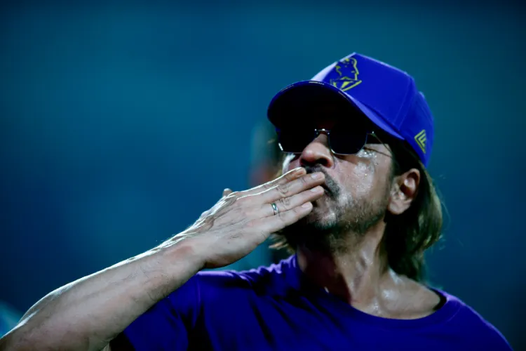 SRK turns 60: Akshay Kumar, Kajol, Farah Khan, Karan Johar and others extend warm wishes