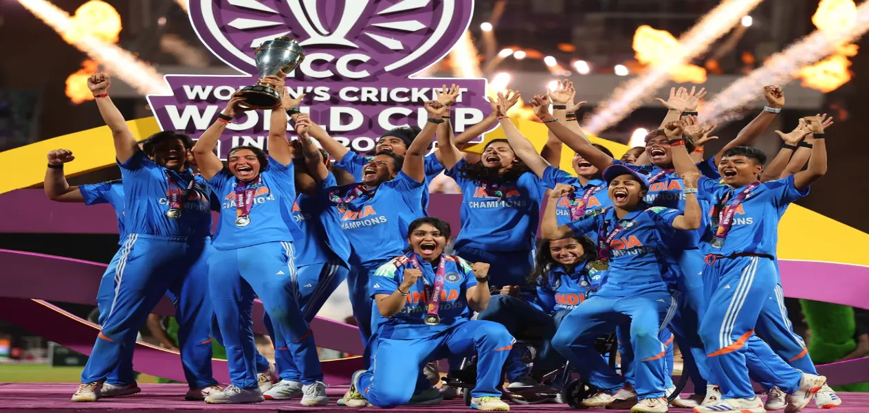 Cricket girls, Bollywood love: Stars celebrate Team India's historic win!