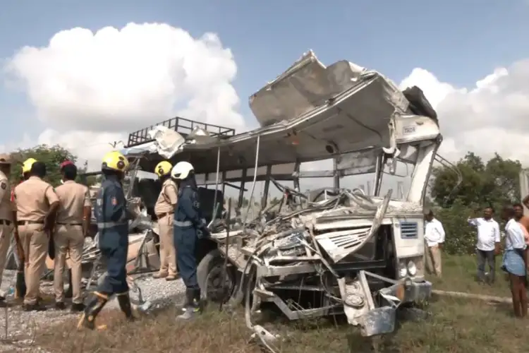 Prime Minister Narendra Modi announces Rs. 2 lakhs ex-gratia for victims of Rangareddy road accident