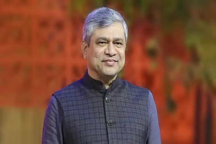 Ashwini Vaishnaw, Gujarat CM review progress of state's three semiconductor plants, say plants near production stage