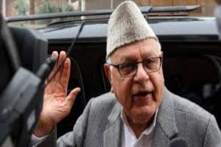 'Farooq Abdullah accused Sinha of holding up the file.'