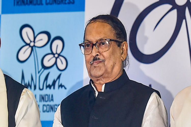 Mamata paid tribute to former Bengal minister Subrata Mukherjee on his death anniversary.