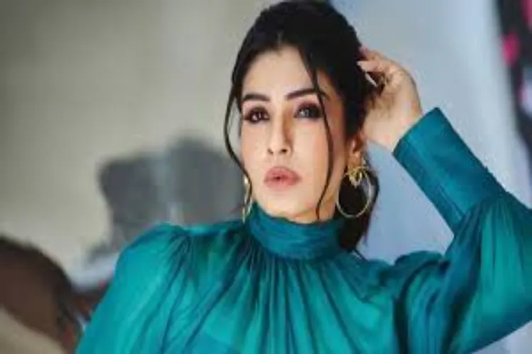 Raveena Tandon reveals she was offered a role opposite Shah Rukh Khan in 'Darr'