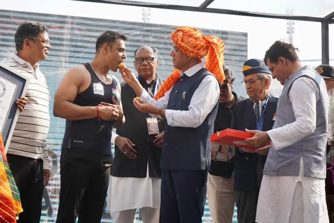 Fit India Ambassador, Push Up Man of India Rohtash Chaudhary sets new Guinness World Record