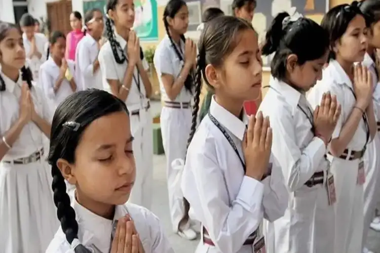 Singing of 'Vande Mataram' to be made mandatory in all UP education institutions: CM