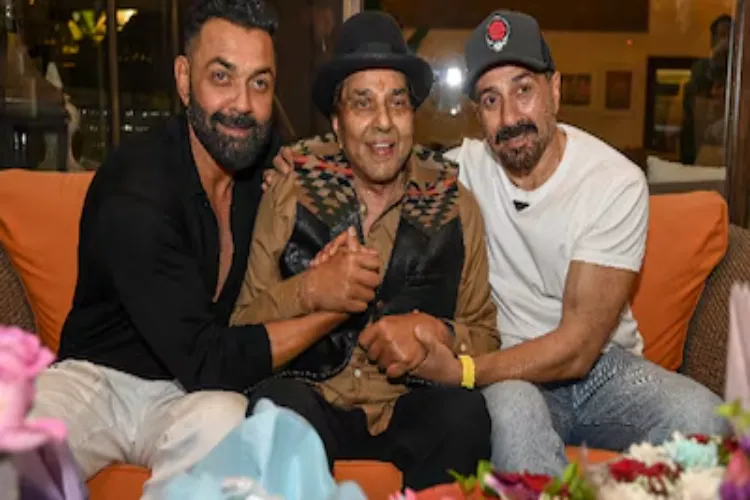 Sunny Deol said, Dharmendra is stable and under observation, appealing not to spread false rumours.