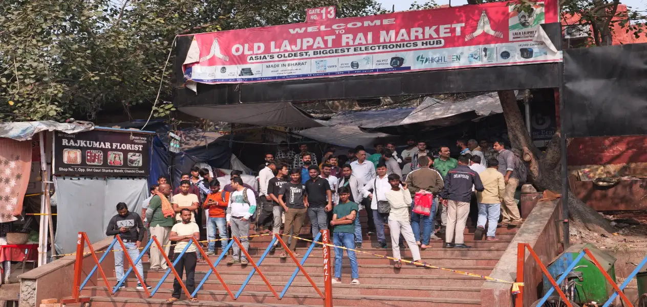 Ground 0 Delhi Red Fort Blast: People's bodies and vehicles blown to pieces, work stopped, people fled