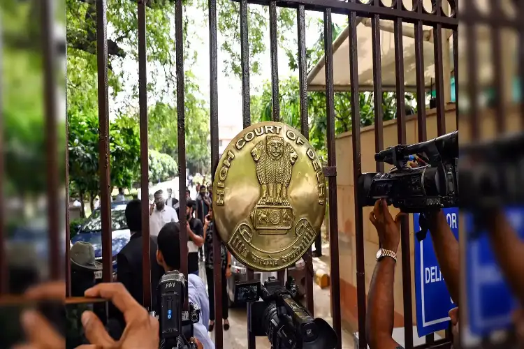 Delhi HC seeks DU's objections on delay condonation pleas in appeals over disclosure of PM Modi's degree