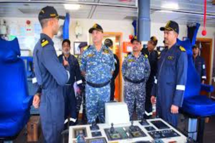Karnataka: Coast Guard Commander (West) reviews operational preparedness