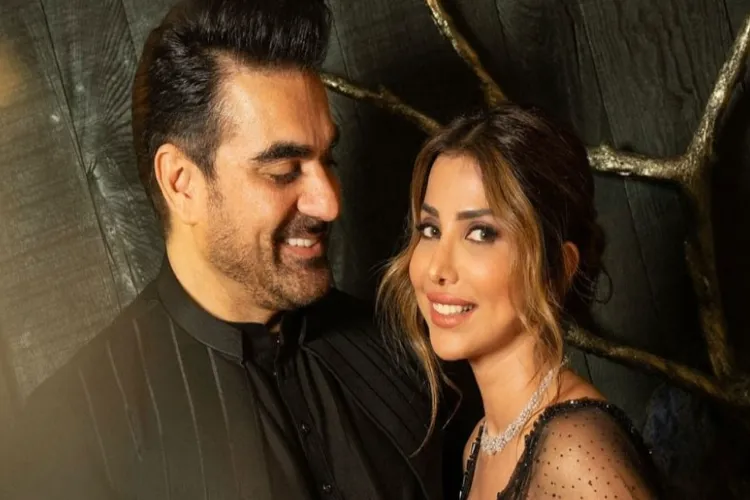 Arbaaz Khan gives first glimpse of his daughter in public