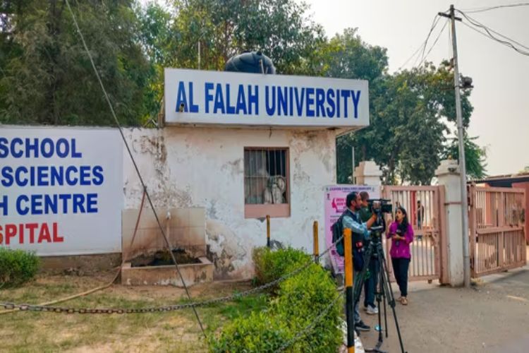 Notice to legal heirs of Al Falah Group chairman for unauthorized construction on family property