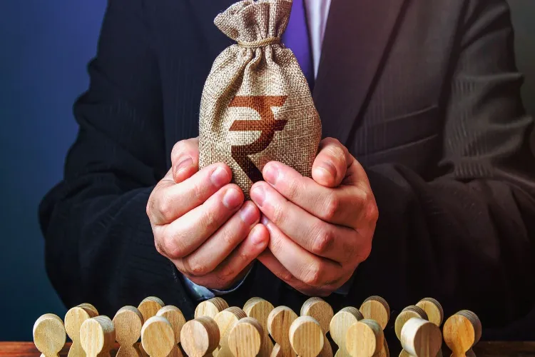 NPAs fall to Rs 4.05 lakh crore, banks' financial health strengthens: CareEdge Ratings