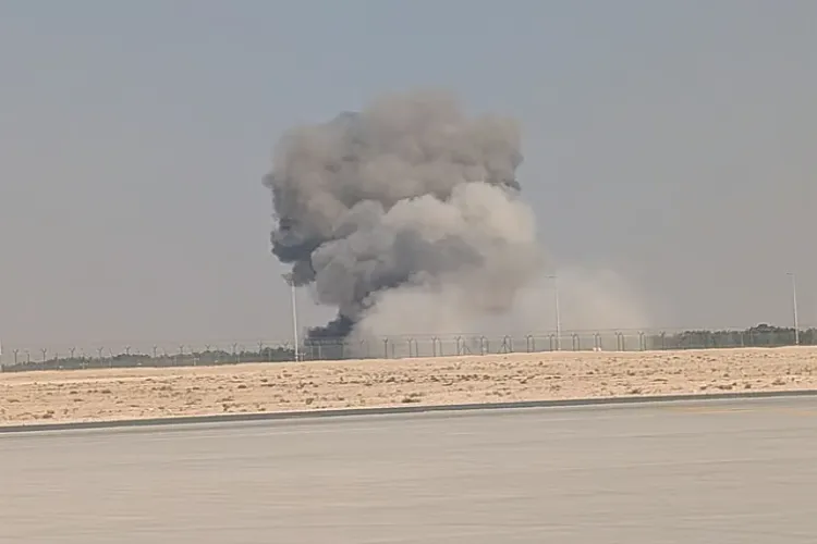 Plane crashes during Dubai Air Show exhibition