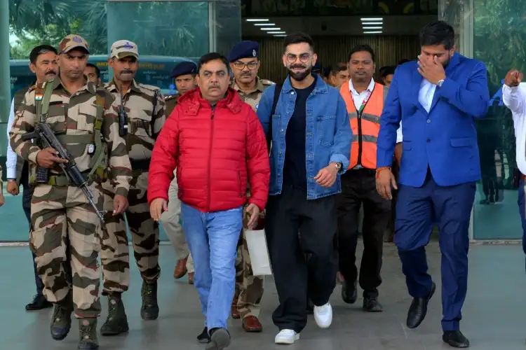 Virat Kohli arrives in Ranchi ahead of 1st ODI against South Africa