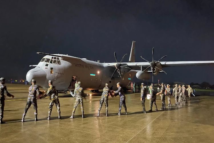 Operation 'Sagar Bandhu': Air Force deploys C-130 and IL-76 aircraft to deliver aid to Sri Lanka