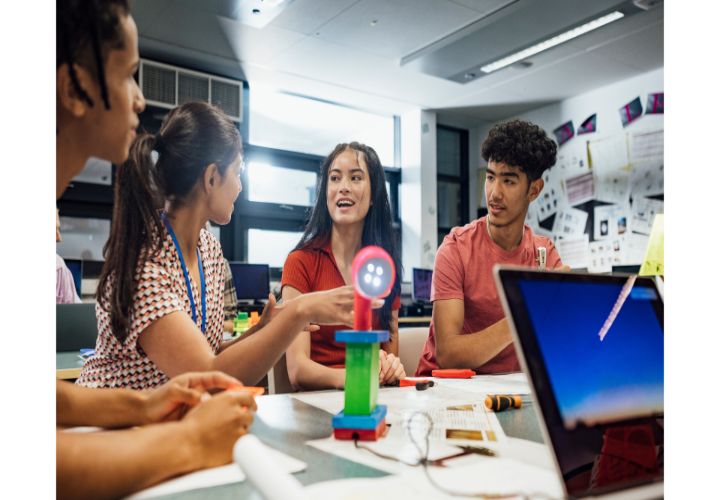 Collaborative minds think together: Study reveals