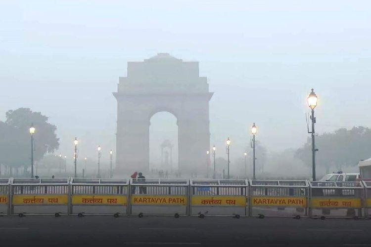 Capital's air quality 'very poor', minimum temperature below normal