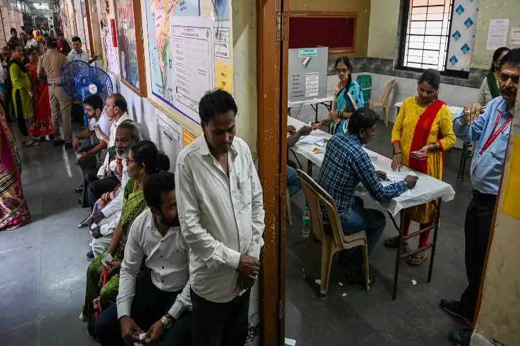 Maharashtra local polls: 35 pc turnout till 1.30 pm; parties accuse each other of malpractices