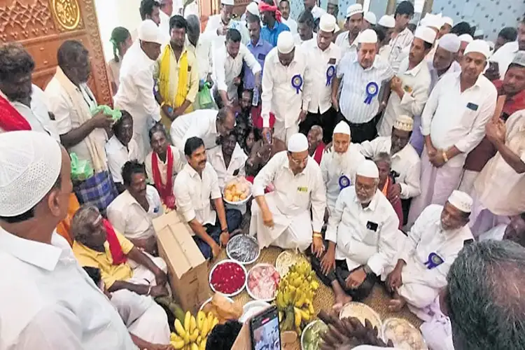 An example of Hindu-Muslim unity and brotherhood: Renovated mosque inaugurated in Annavasal
