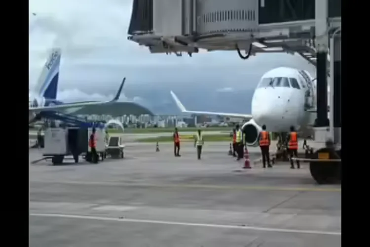 Pune airport lacks parking bays, Air India Express flight can't find space