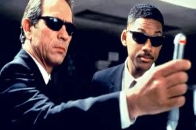 Work begins on 'Men in Black 5', with Chris Bremner writing the script.