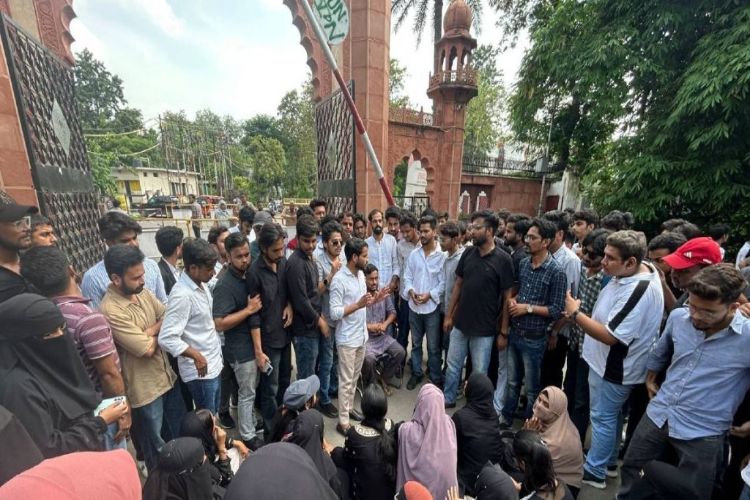 A group of students gathered at AMU for a 