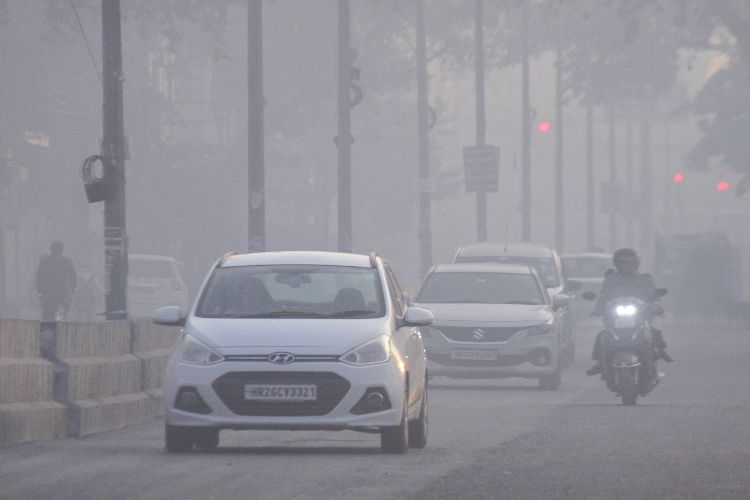 Delhi's air quality in 'very poor' category, cold wave forecast