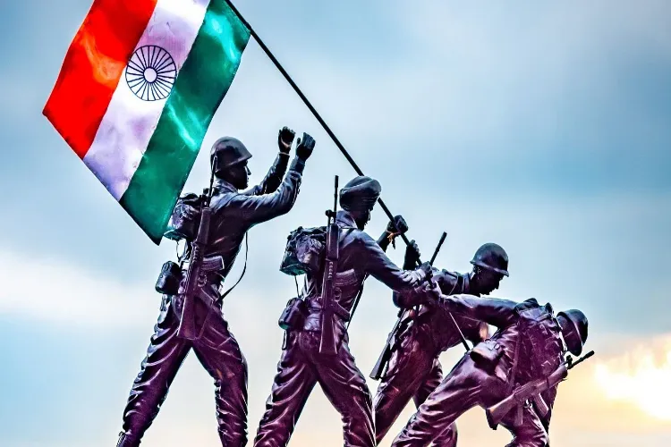 Delhi government felicitates the chiefs of the four armed forces on Armed Forces Flag Day