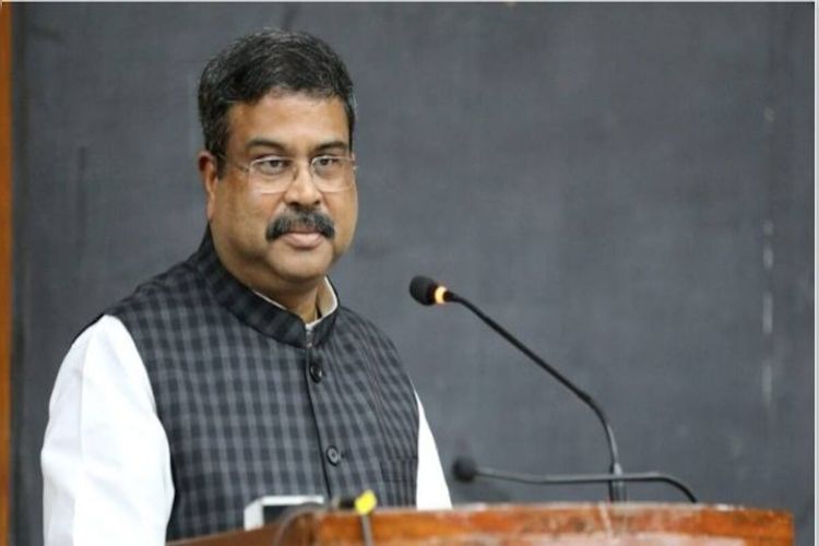 There is a need to transform employment-oriented and innovation-oriented education into a mass movement: Dharmendra Pradhan