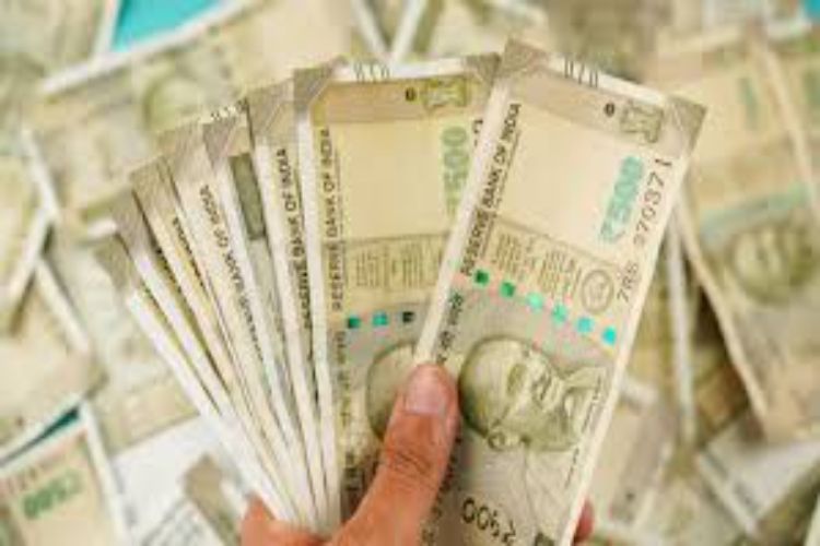 Rupee falls 16 paise to 90.11 per dollar in early trade