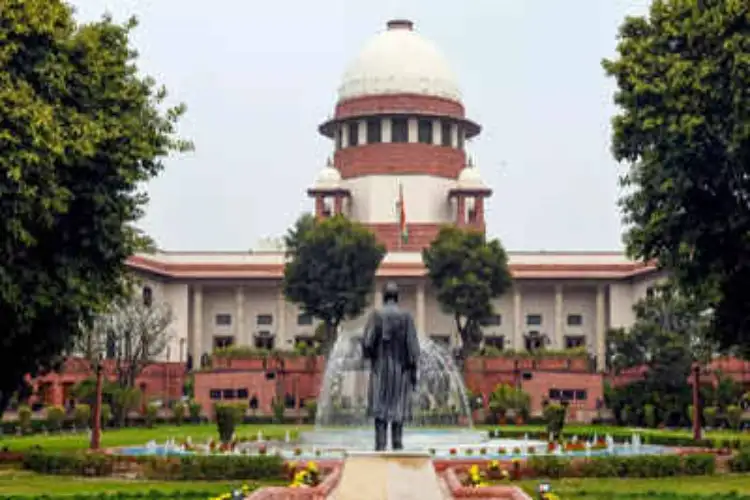 SC continues stay on Allahabad HC's 'breast-grabbing not amounting to rape' order, directs accused to be tried on rape-charges