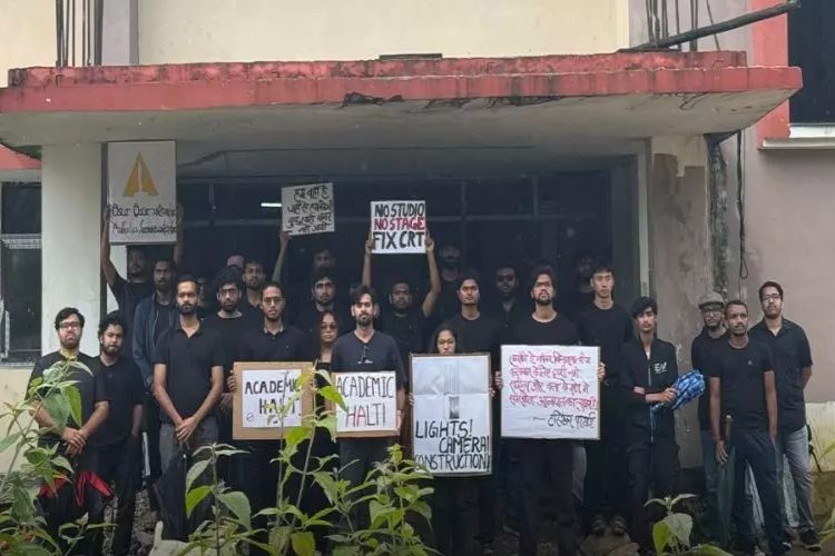 FTII students boycott second semester over 'poor' academic structure