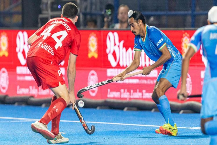 Whenever I step on the hockey field, I remember my mother's sacrifices: Dilraj Singh