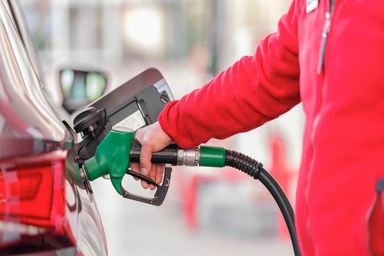 Ethanol-blended petrol is environment-friendly, farmers are benefiting: Government