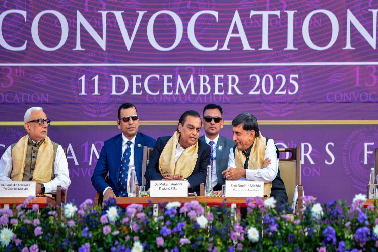 Torrent Group Chairman Emeritus urges graduates to become self-reliant and dream big