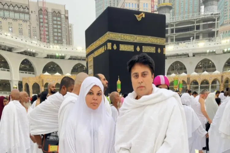 Rakhi Sawant performs Umrah