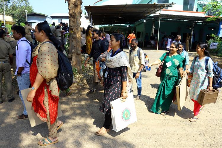 Counting of votes for local body elections begins in Kerala