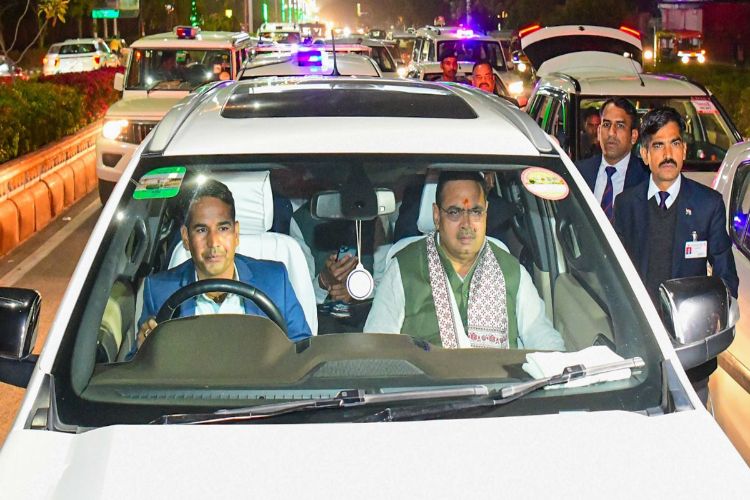 Chief Minister Sharma administered the oath of road safety and appealed to follow traffic rules.