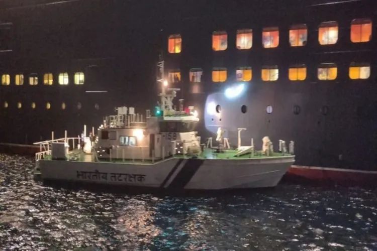 Coast Guard carried out an evacuation operation at midnight in Lakshadweep