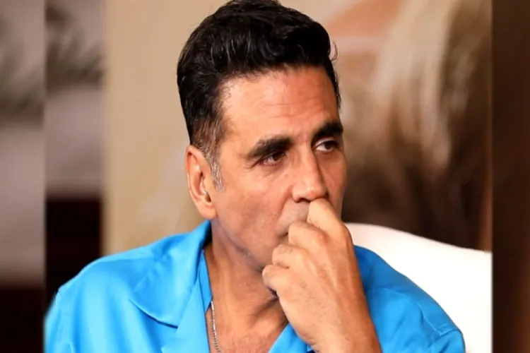 Despite being a millionaire, Akshay Kumar is not happy.