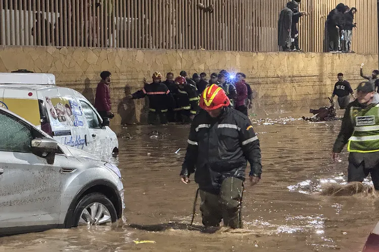 Devastation in Safi, Morocco: Heavy rains and flash floods kill 37 people.